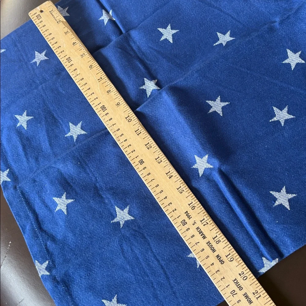 Crate & Barrel Blue White Stars & stripes Patriotic Cotton Fabric Napkins.